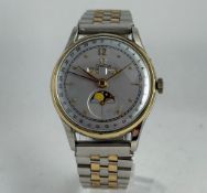 A GENTLEMAN'S 1948 OMEGA TRIPLE CALENDAR MOONPHASE WRISTWATCH, DIAMETER 35 MM, WORKING WHEN