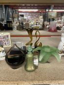 A COLLECTION OF GLASS PIECES TO INCLUDE AN AMBER GLASS CENTREPIECE, A GREEN GLASS AND WHITE METAL