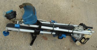 A HYUNDAI 50 CC HEDGE CUTTER AND STRIMMER IN WORKING ORDER NO VAT