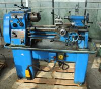 A COLCHESTER BANTAM METAL LATHE 3PH IN WORKING ORDER NO VAT