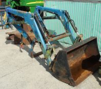 A LEWIS LAND LUGGER FRONT LOADER MODEL 250 WITH QUICK RELEASE IN WORKING ORDER + VAT