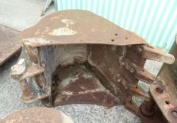 A CAT 22" EXCAVATOR BUCKET NO VAT