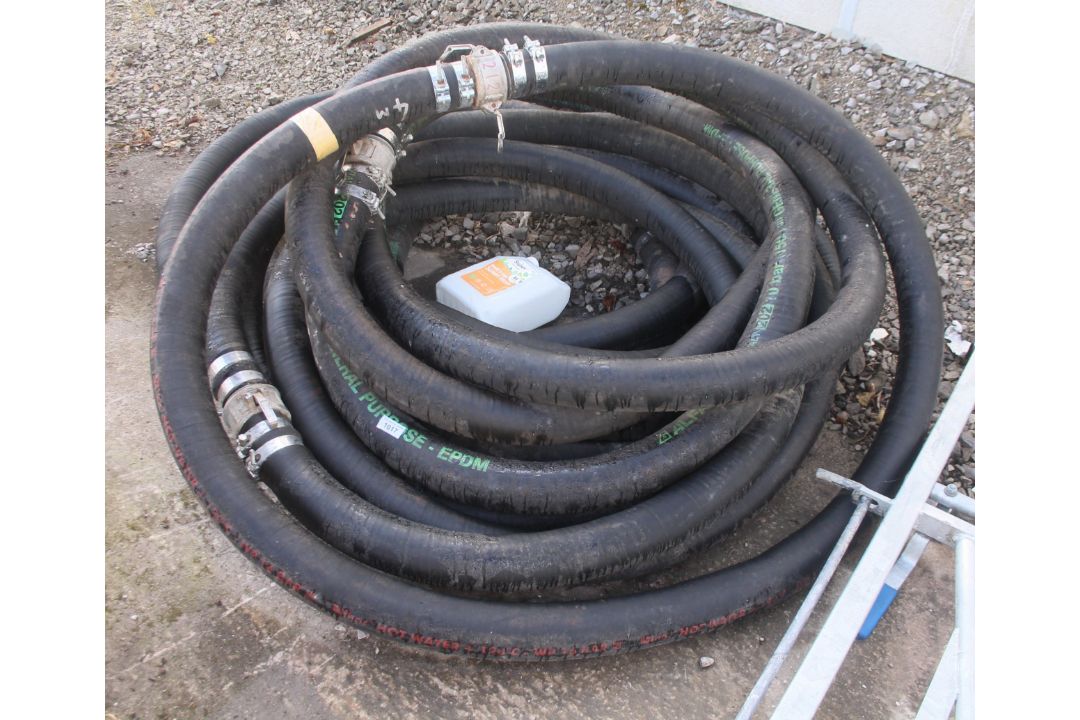 A QUANTITY OF SLURRY PIPES + VAT - Image 1 of 2
