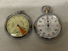 TWO VINTAGE STOP WATCHES TO INCLUDE A PASTOR BASKET BALL STOP WATCH AND A DOLMY