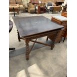AN EARLY 20TH CENTURY OAK DRAW LEAF DINING TABLE ON BARLEY TWIST LEGS, 36" SQUARE (LEAVES 12")