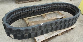 A NEW DIGGER TRACK 300 x 55,5x - PLUS VAT