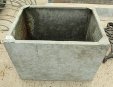 A GALVANISED WATER TANK NO VAT