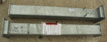 2 SECURITY POSTS WITH KEYS NO VAT
