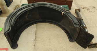 4 WAGON MUDGUARDS NO VAT