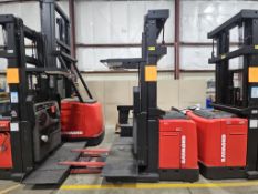 Raymond 550-OPC30TT Order Picker