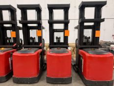 Raymond 550-OPC30TT Order Picker