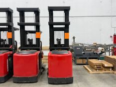 Raymond 550-OPC30TT Order Picker