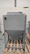 EconOLine Glove Box / Blast Cabinet LOCATION: JUSTIN, TEXAS