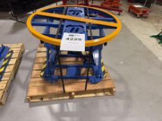 Global Industrial - Pallet Carousel | 43.875