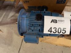 WEG - ELECTRIC MOTOR | INDUSTRIAL SURPLUS - 5.5 HP | 380V | 10.6A | 2940 RPM | FRAME AL132S | SERIES