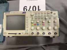 [Digital Storage] | Oscilloscope - Tektronix | *Brought to you By Asset Built.