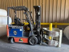 Toyota Electric Forklift with Paper roll clamp Model: 8FBCU25