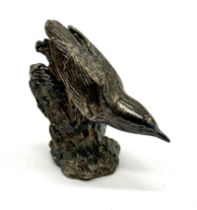 A silver model of a nuthatch by Paul Eaton - height 4cm