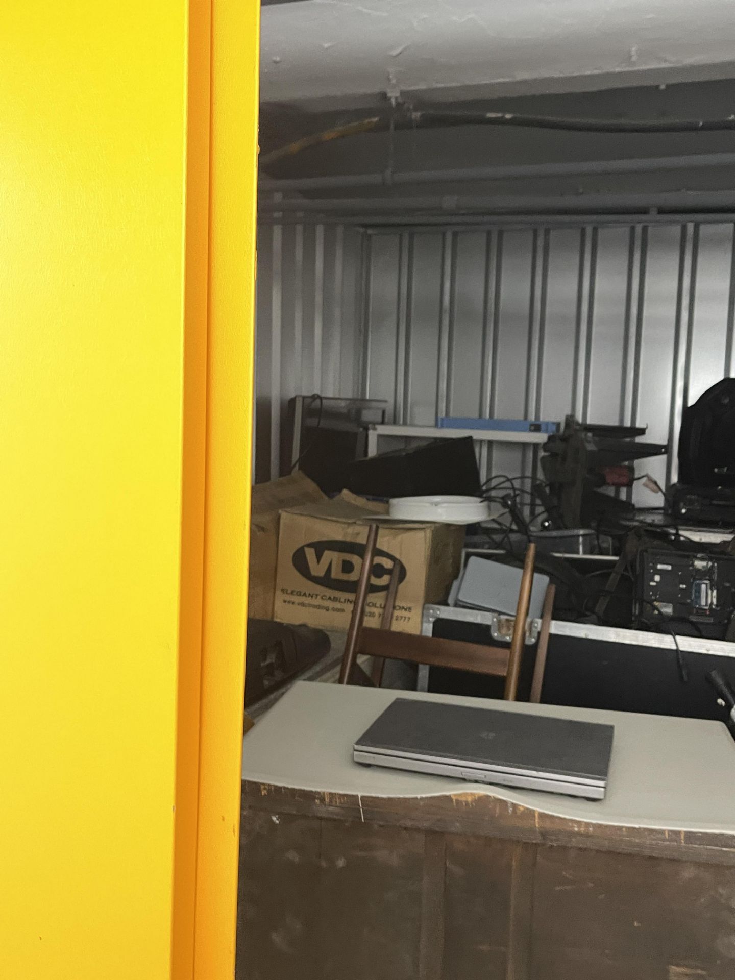 Uncollected Storage Unit Clearance – DJ Equipment, Speakers, Computers & Event r - Image 3 of 27