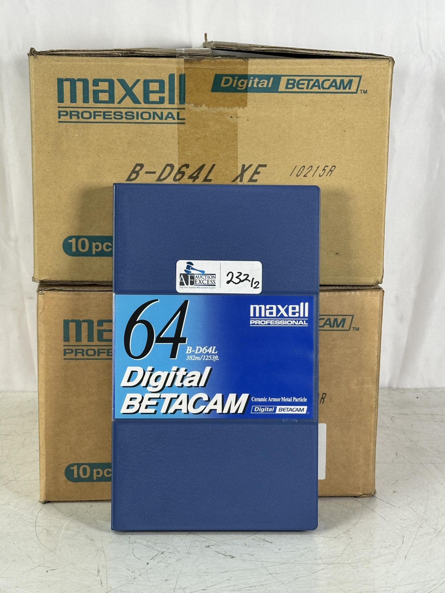 Lot of 2 New Betacam Tapes, Maxell B-D124L 10 Pcs, Maxell B-D64L Betacam Tapes - Image 2 of 3