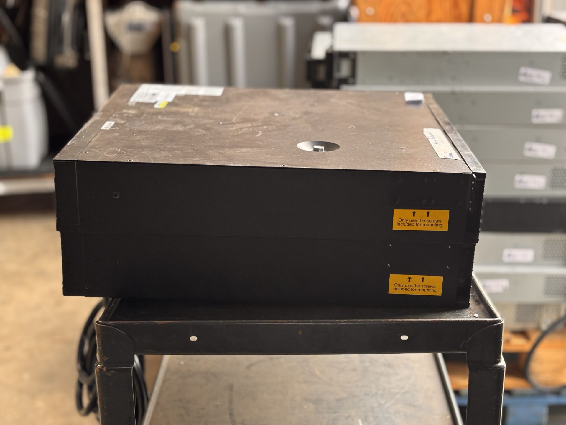 Lot of 2 Tripp Lite Smartpro Smart3000RMXL2U 3000va Rack-mountable UPS' 2.65 Kva/2.9 Kw - Image 3 of 9
