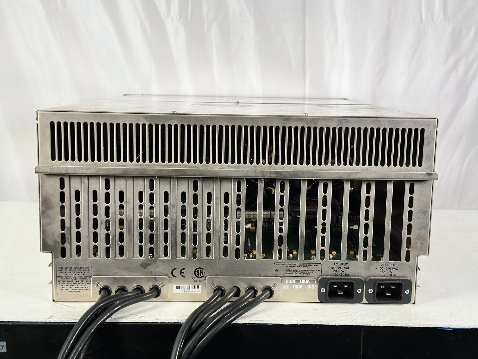 Cubix Xpander Rackmount 8 Slot PCIE Expander w/ Dual 1500w PSUs - Image 3 of 5