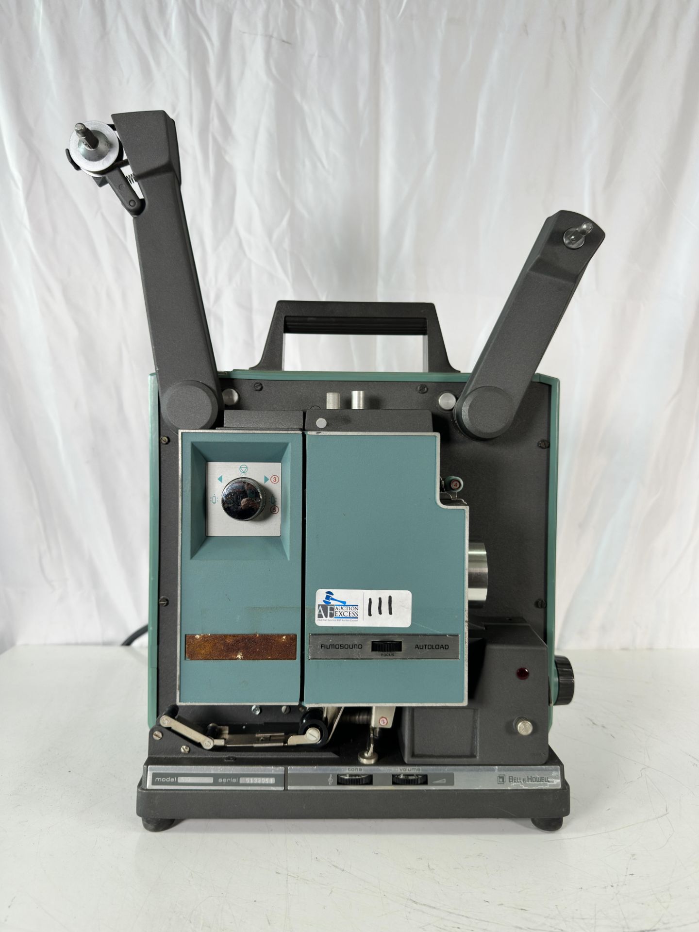 Vintage Bell & Howell 1590 Filmosound 16MM Movie Projector - Image 2 of 10