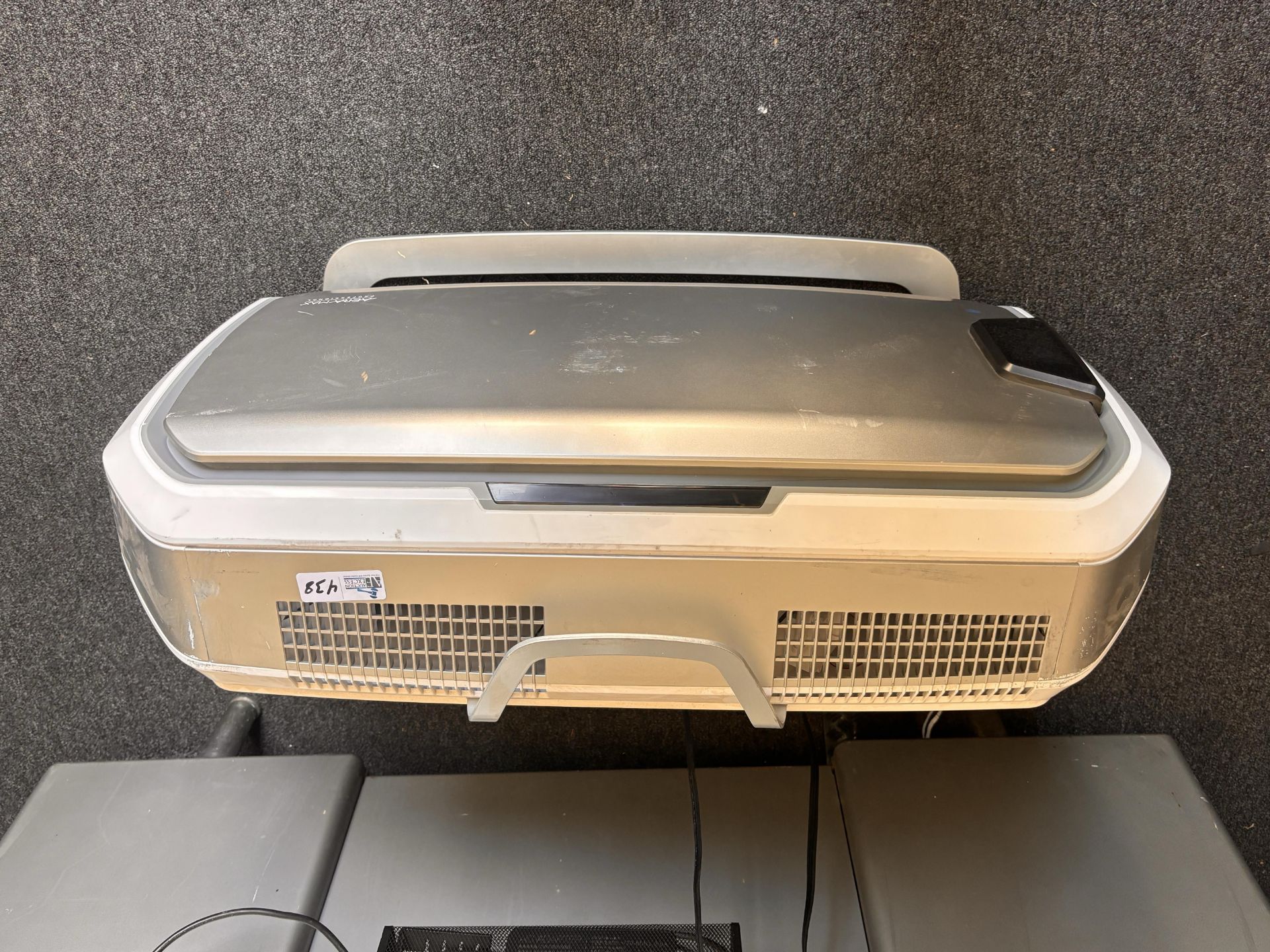 Fellowes AeraMax Pro AM4 Commercial Air Purifier - Image 4 of 5