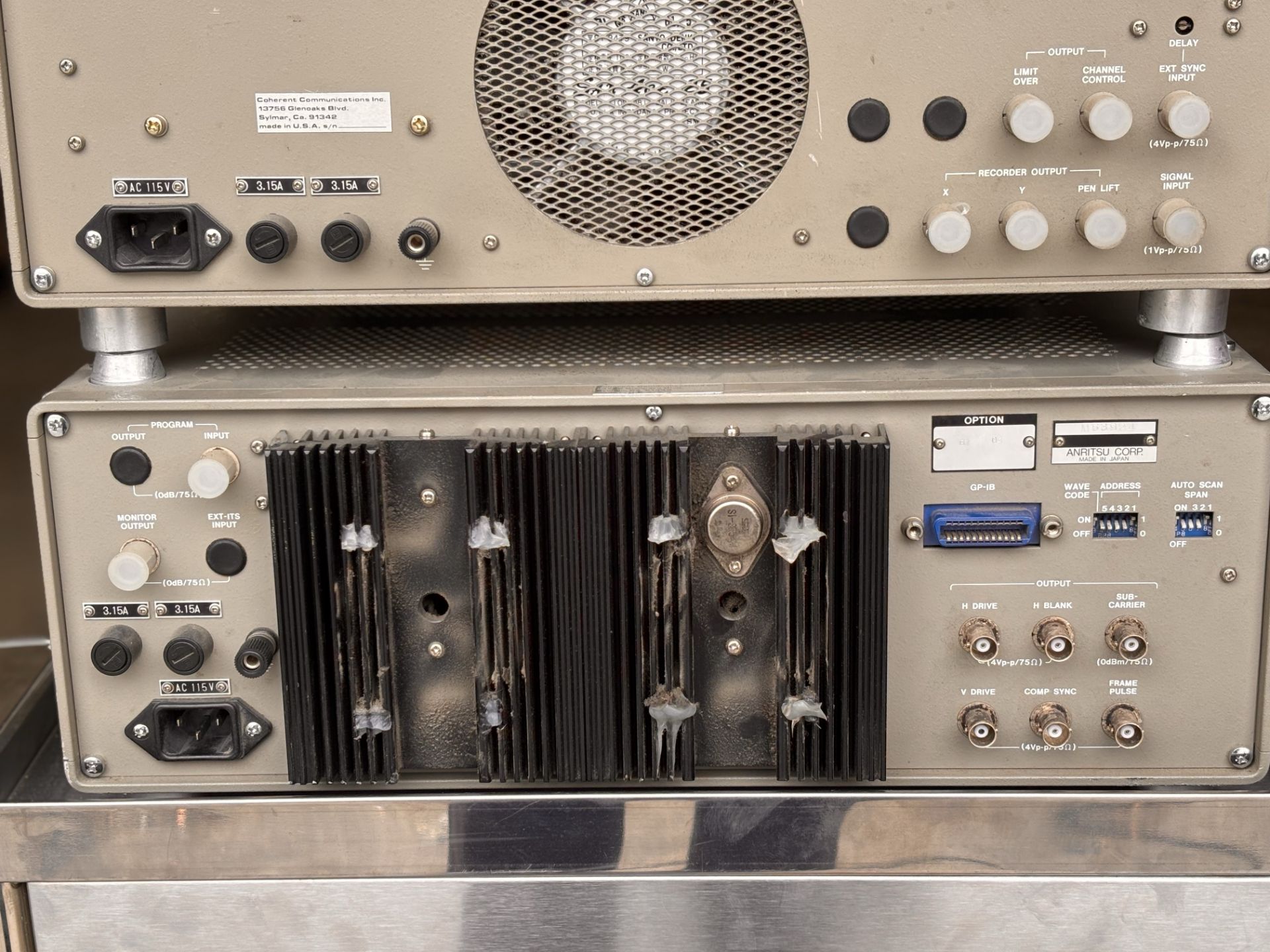 Lot of (2) Anritsu Test Units: Anritsu MS349D Video Signal Analyzer + Anritsu MG311B1 Video Signal G - Image 4 of 11