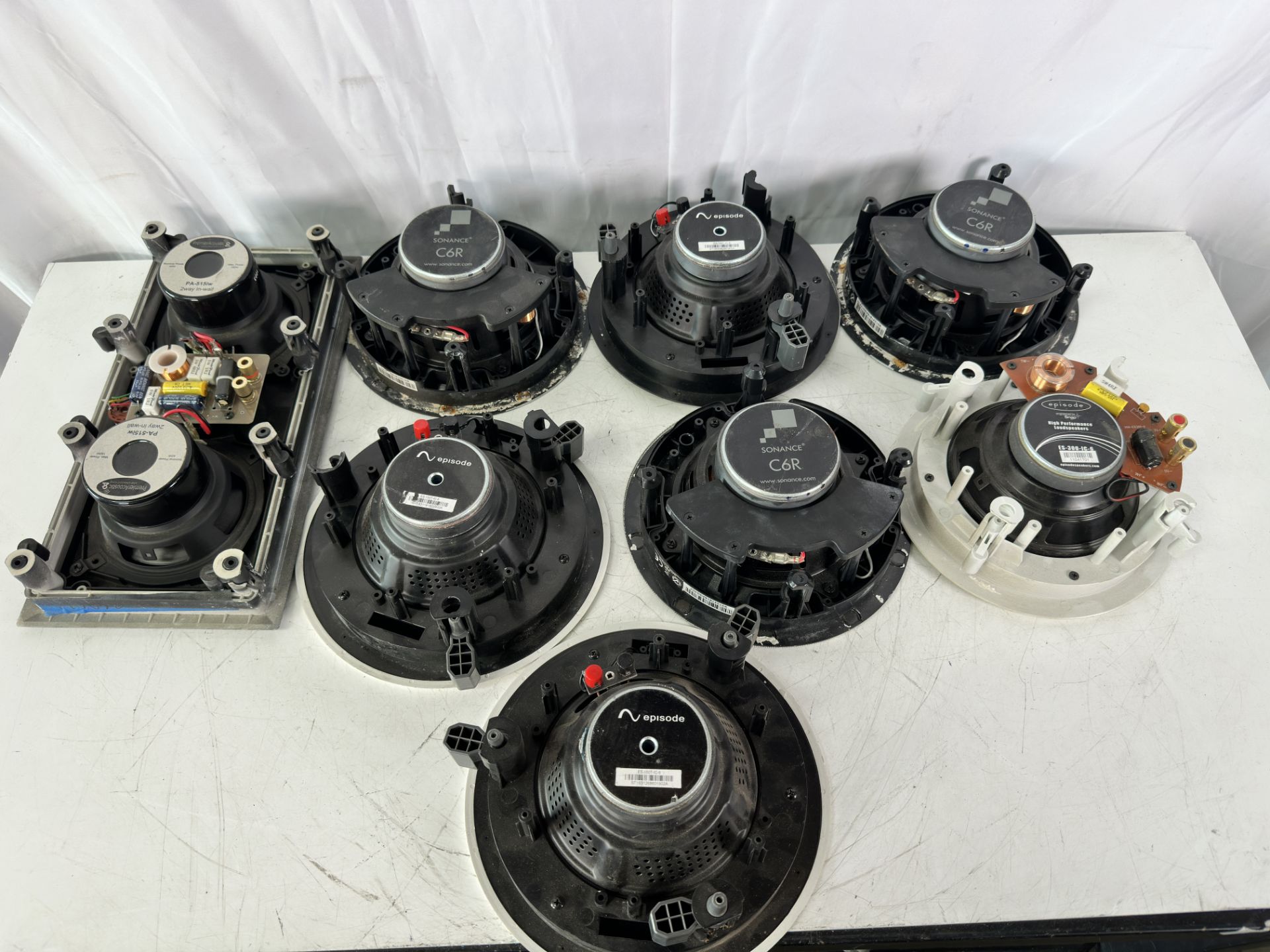 Lot of In-Wall Speakers, (3) Episode ES-150T-IC-6 9" Speakers, (1) Episode ES-300-IC-6 Speaker, (2) - Image 6 of 11