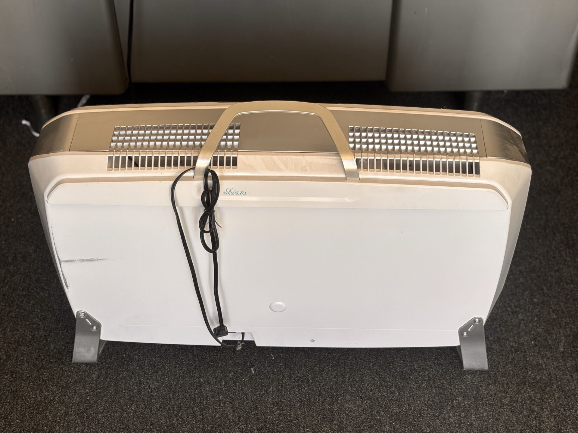 Fellowes AeraMax Pro AM4 Commercial Air Purifier - Image 4 of 9