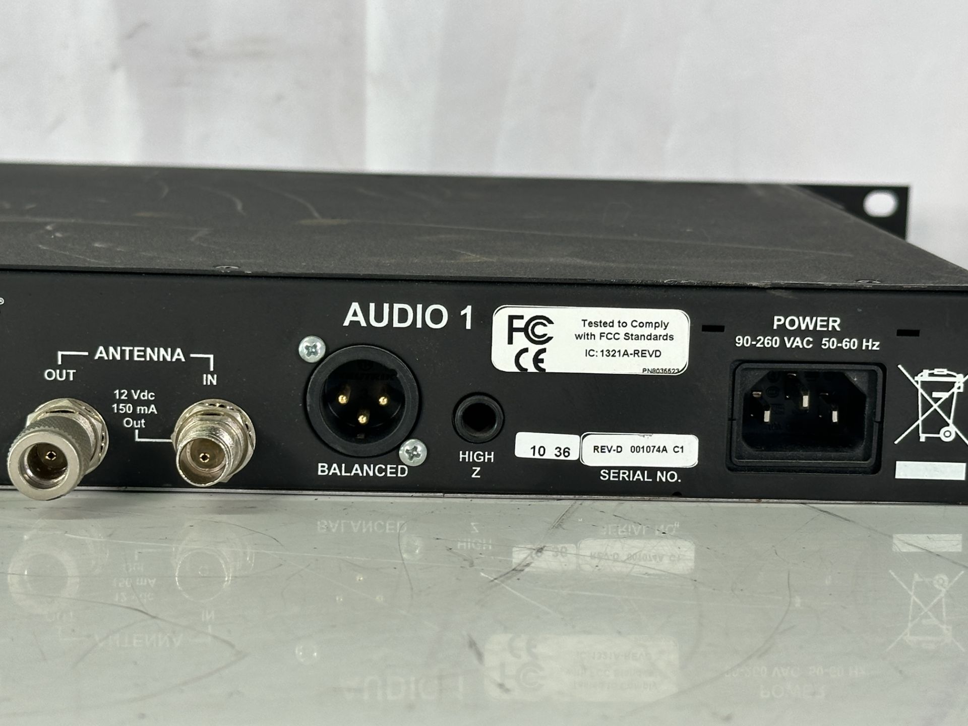 Electro Voice REV-D Dual UHF Wireless Microphone System Band Receiver With Rack - Image 5 of 5