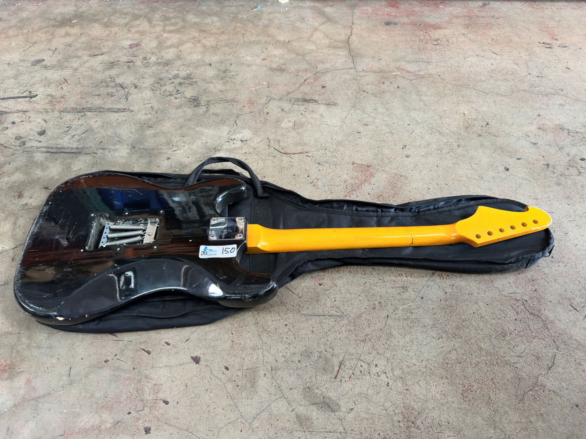 Spectrum Electric Guitar Black Stratocaster Style - Image 6 of 10