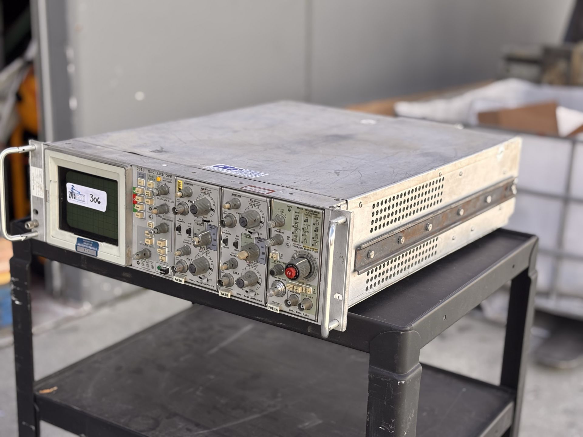 Tektronix 7633 Oscilloscope w/ (2) 7A26 Dual Trace Amplifiers, 7B53A Dual Time Base Plugin Module - Image 3 of 7