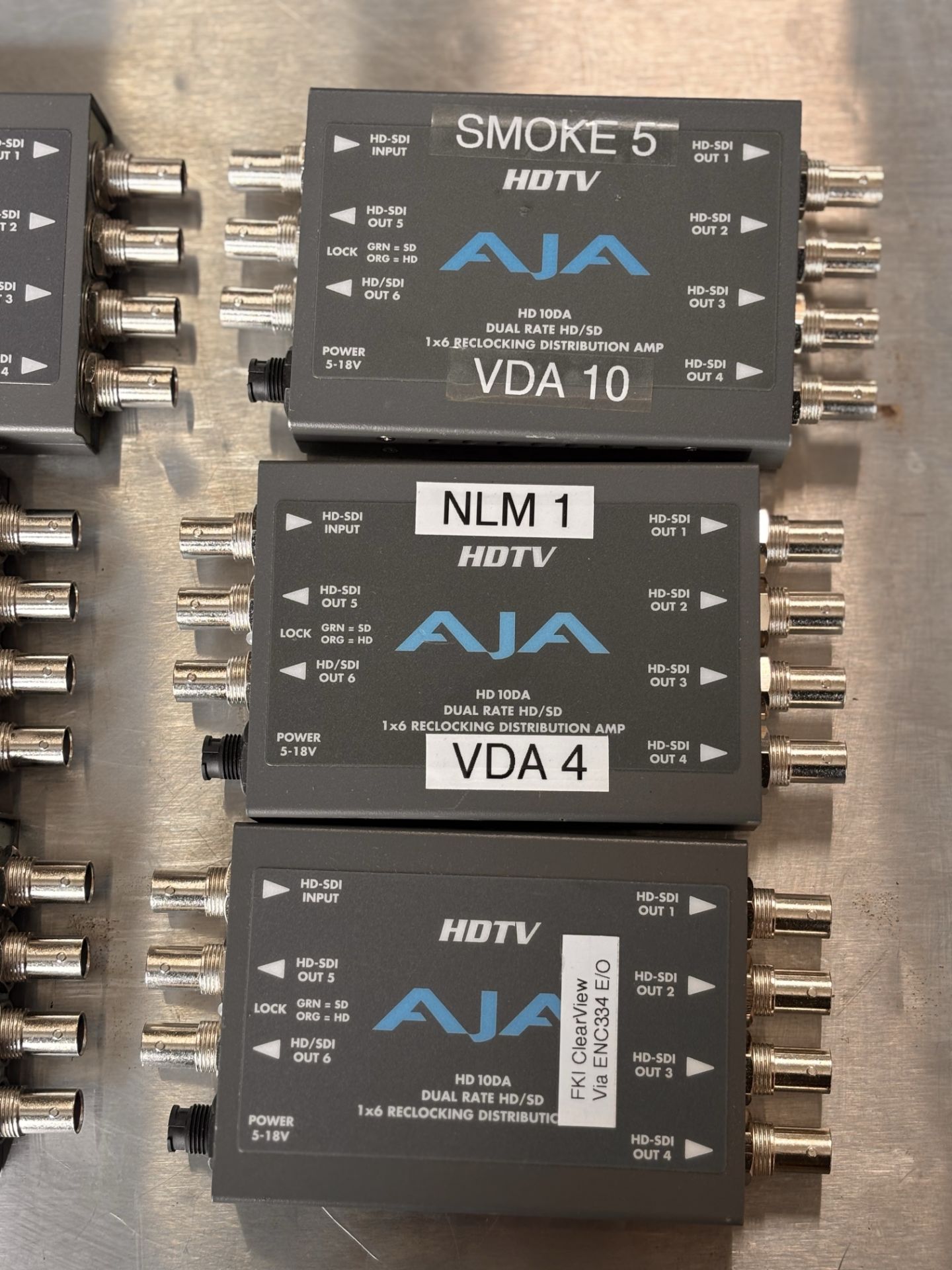 Lot of 6 AJA HD10DA 1x6 HD/SD Re-locking Distribution Amplifiers Dual Rate - Image 3 of 4