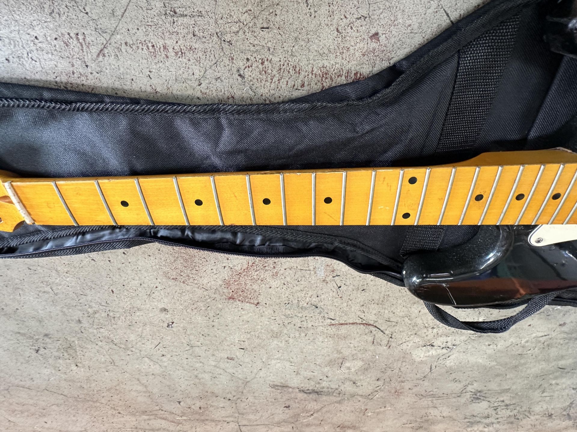 Spectrum Electric Guitar Black Stratocaster Style - Image 4 of 10
