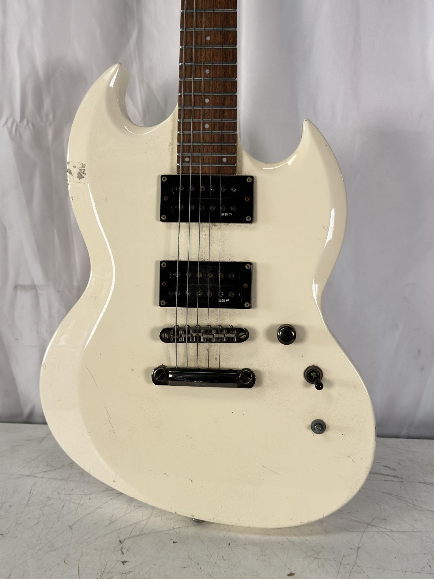 ESP LTD Viper 50 Electric Guitar w/ Case - Image 9 of 15