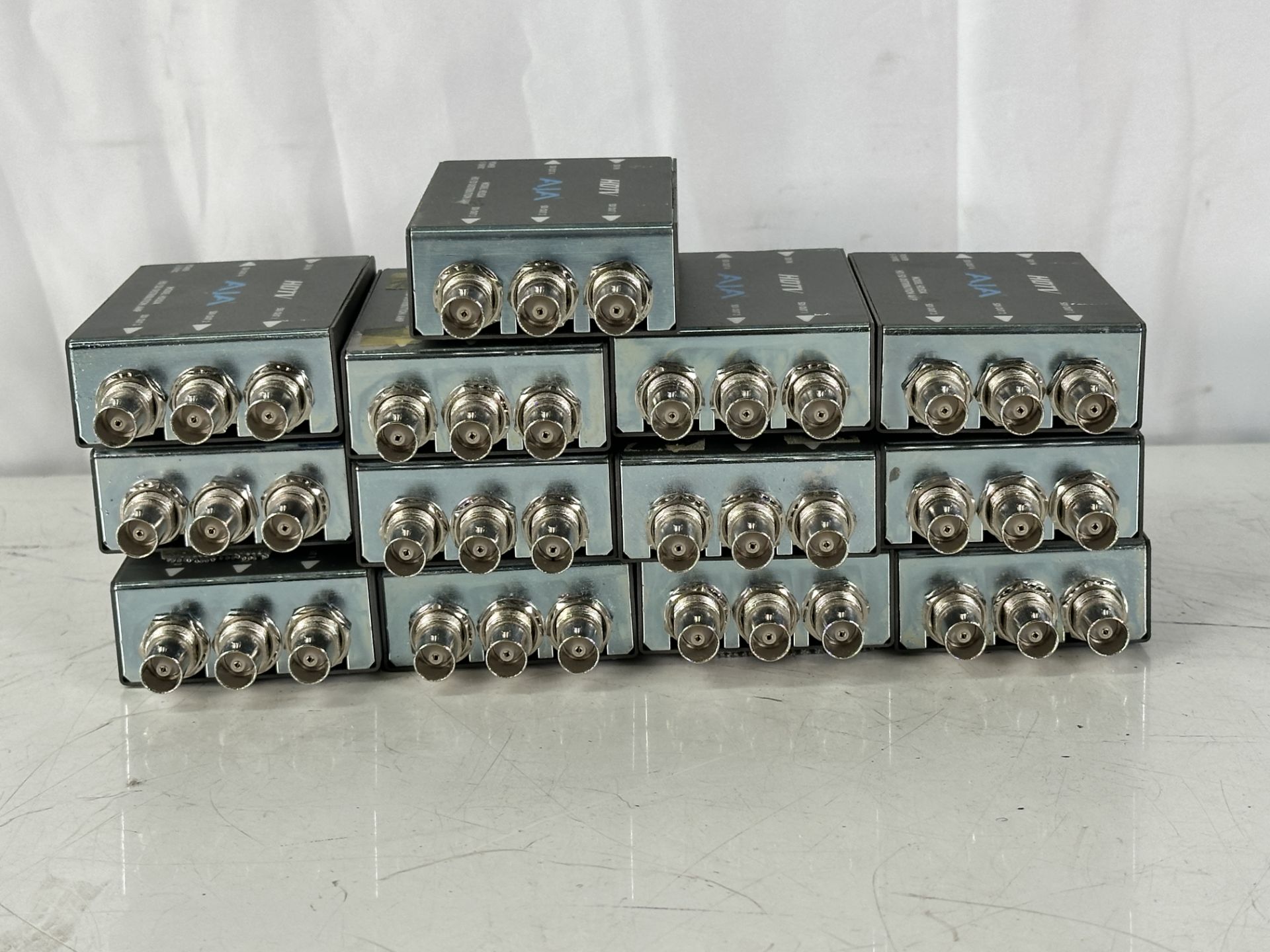 Lot of (13) AJA HD5DA 1x4 HD/SD Distribution Amplifiers - Image 2 of 3