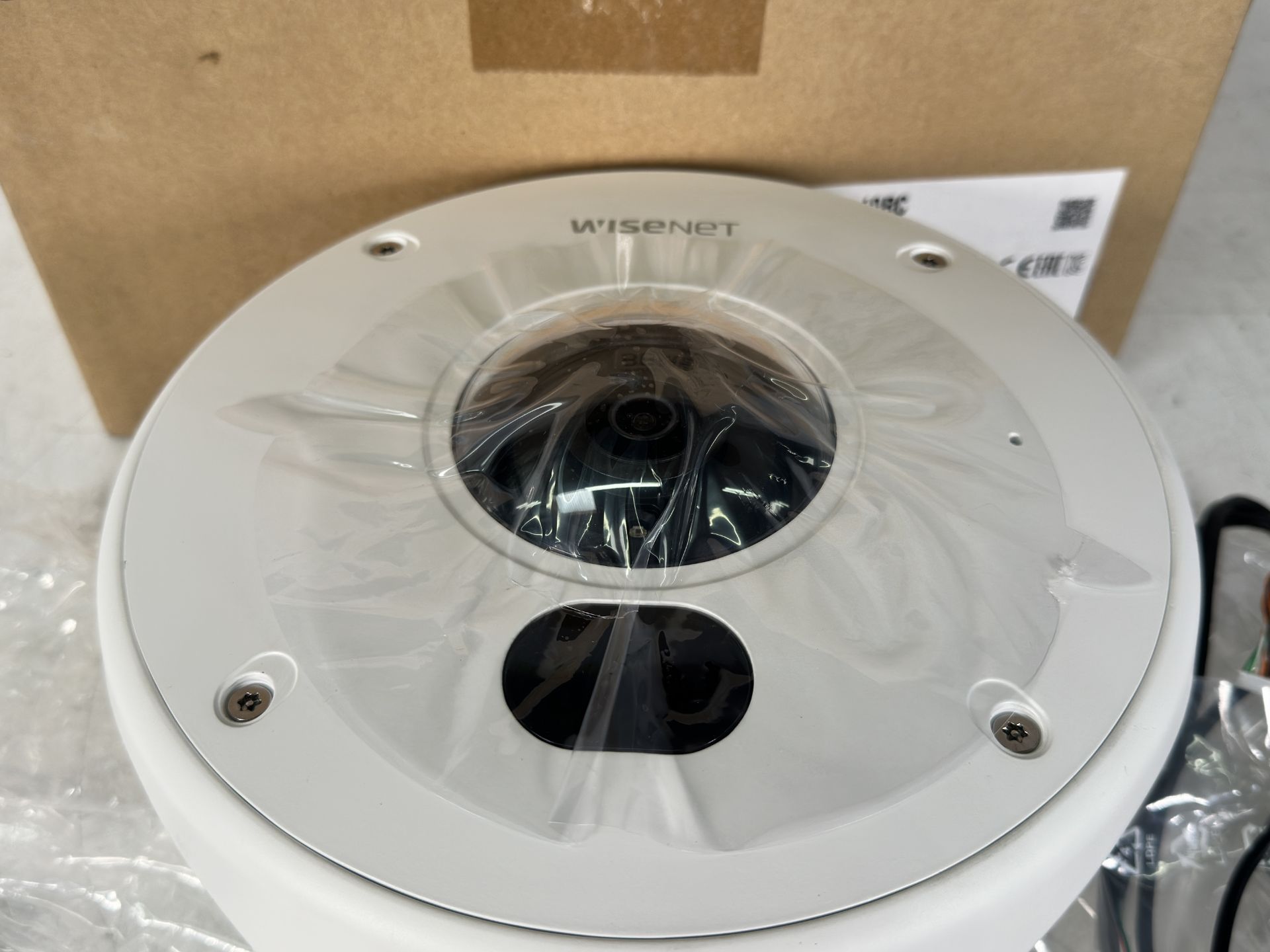 Lot of 2 Hanwha Techwin TNV-7010RC 3MP IP Corner Mount Security Cameras, New Sealed - Image 3 of 3