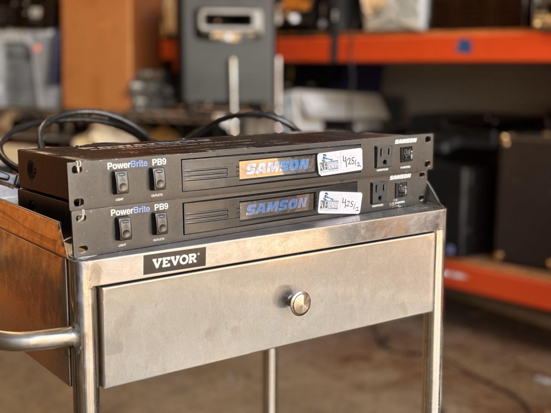 Lot of 2 Samson PB9 Powerbrite Power Distribution and Rack Lights - Image 2 of 5