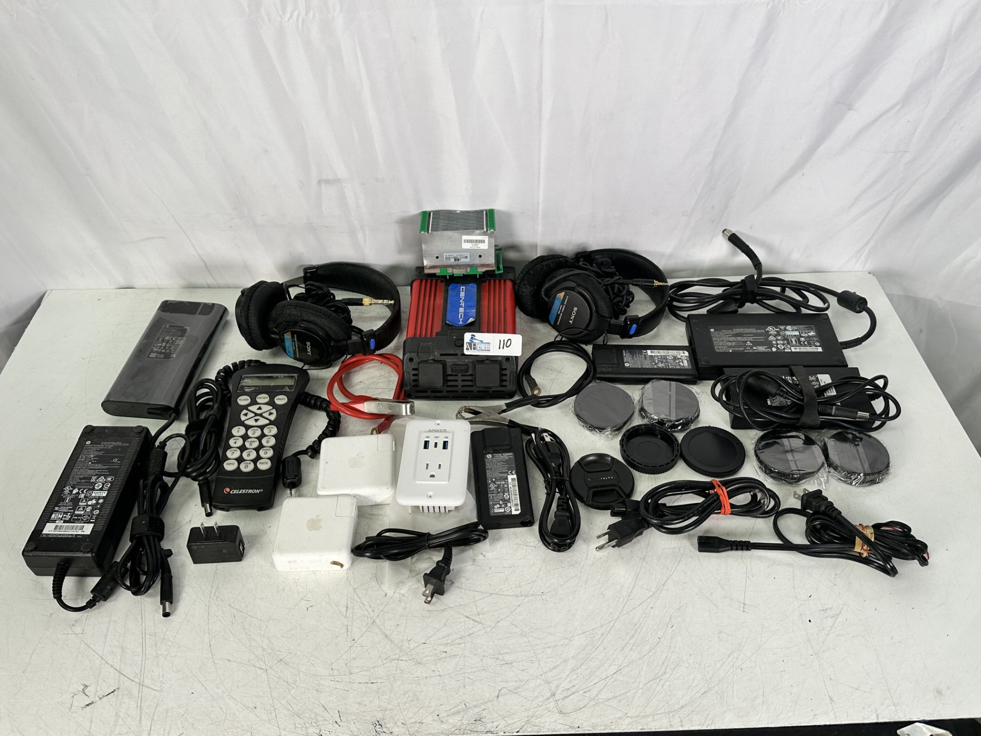 Lot of Misc Power Supplies and Laptop Chargers including Dell, HP and more