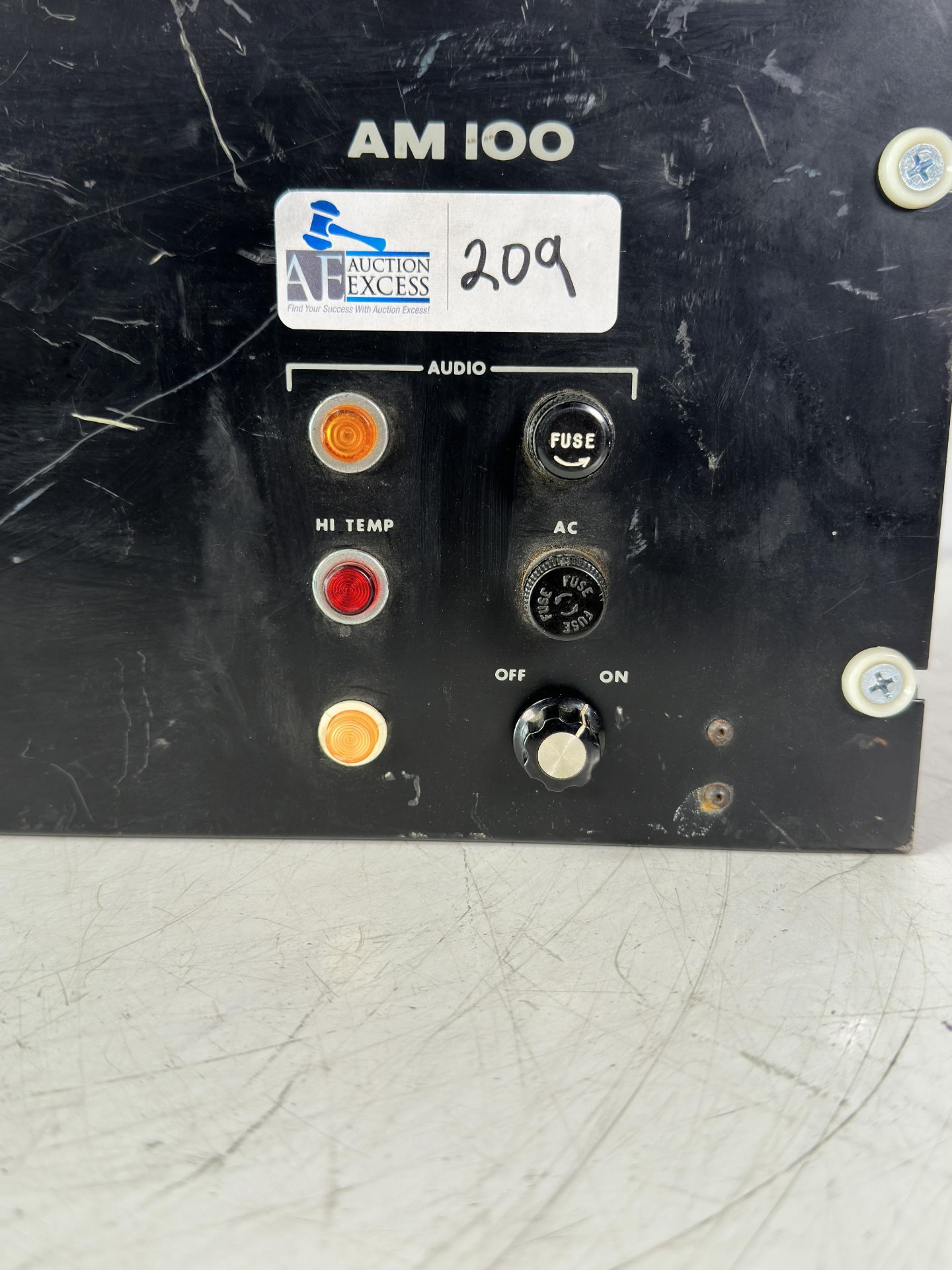 Langevin AM-100 Amplifier - Image 2 of 6