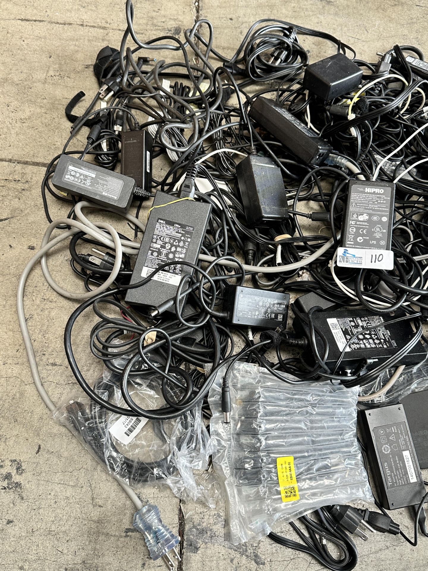 Lot of Misc Power Supplies and Laptop Chargers including Dell, HP and more - Image 6 of 7