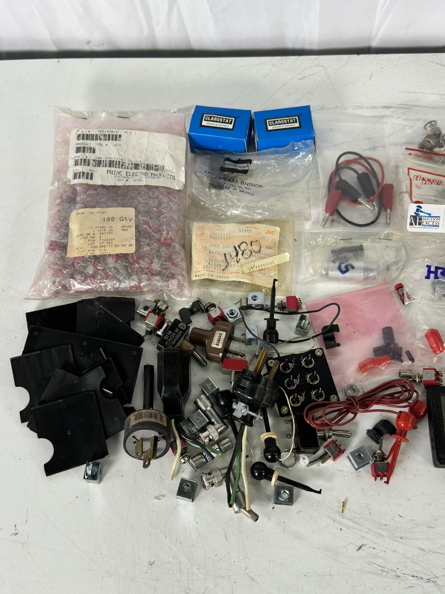 NOS Industrial & VTR Repair Lot - Clarostat Optical Encoders, JVC Jack Assy, Bendix, Switches - Image 2 of 4