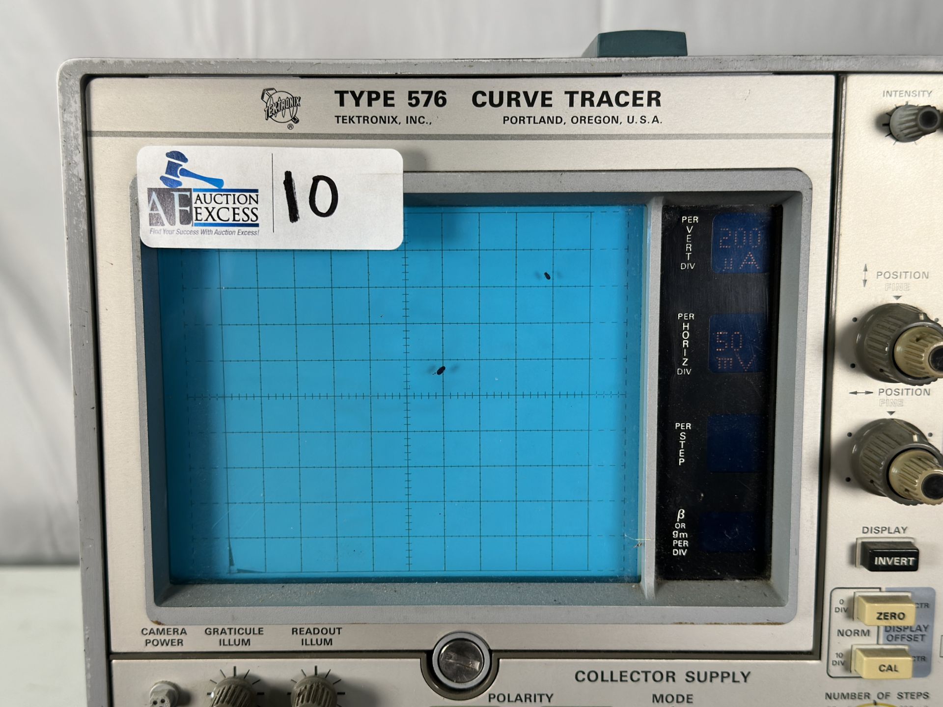 Tektronix Type 576 Curve Tracer High Power Measurement System - Image 7 of 7