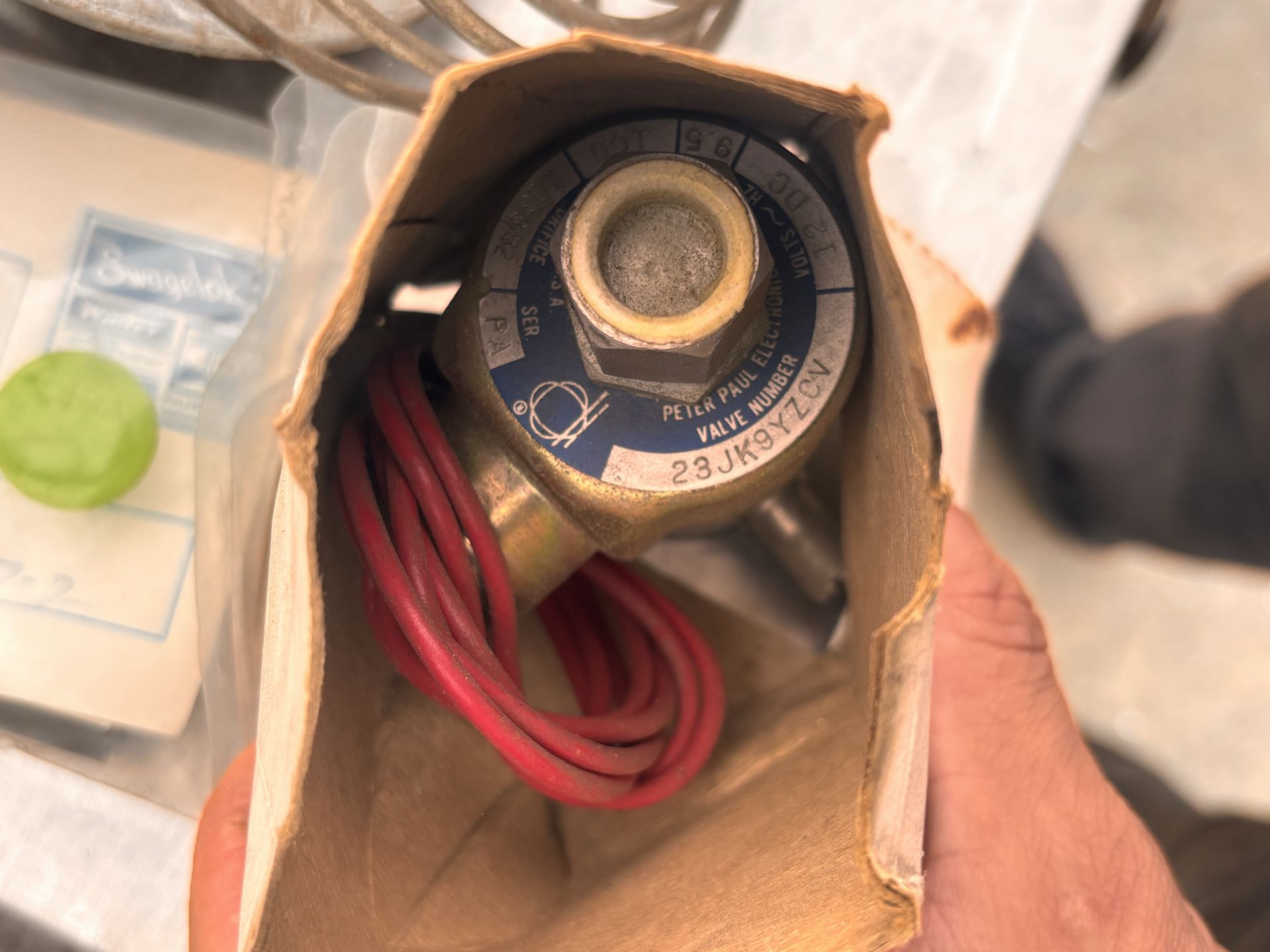 Lot of Industrial Parts including Sporlan MVE34G, Carrier HK06UC007 Accessory Pressure Stat Flow, A - Image 12 of 21