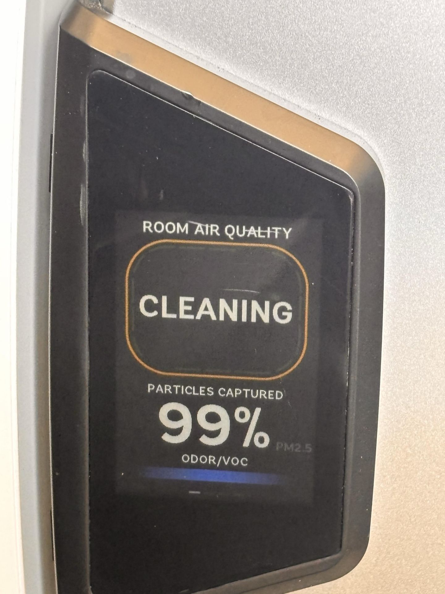 Fellowes AeraMax Pro AM4 Commercial Air Purifier - Image 9 of 10