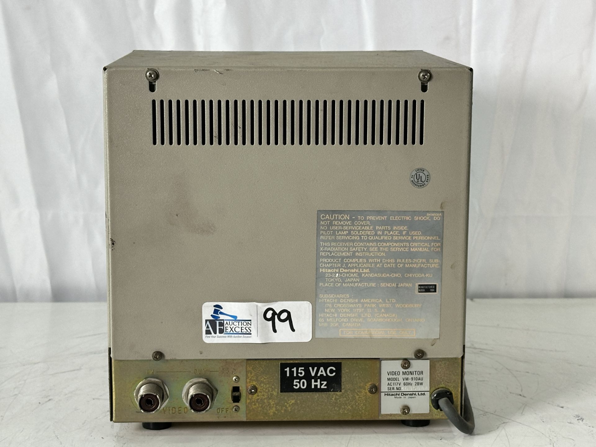 Hitachi VM-910AM CRT Monitor / Mini Monitor - Image 3 of 5