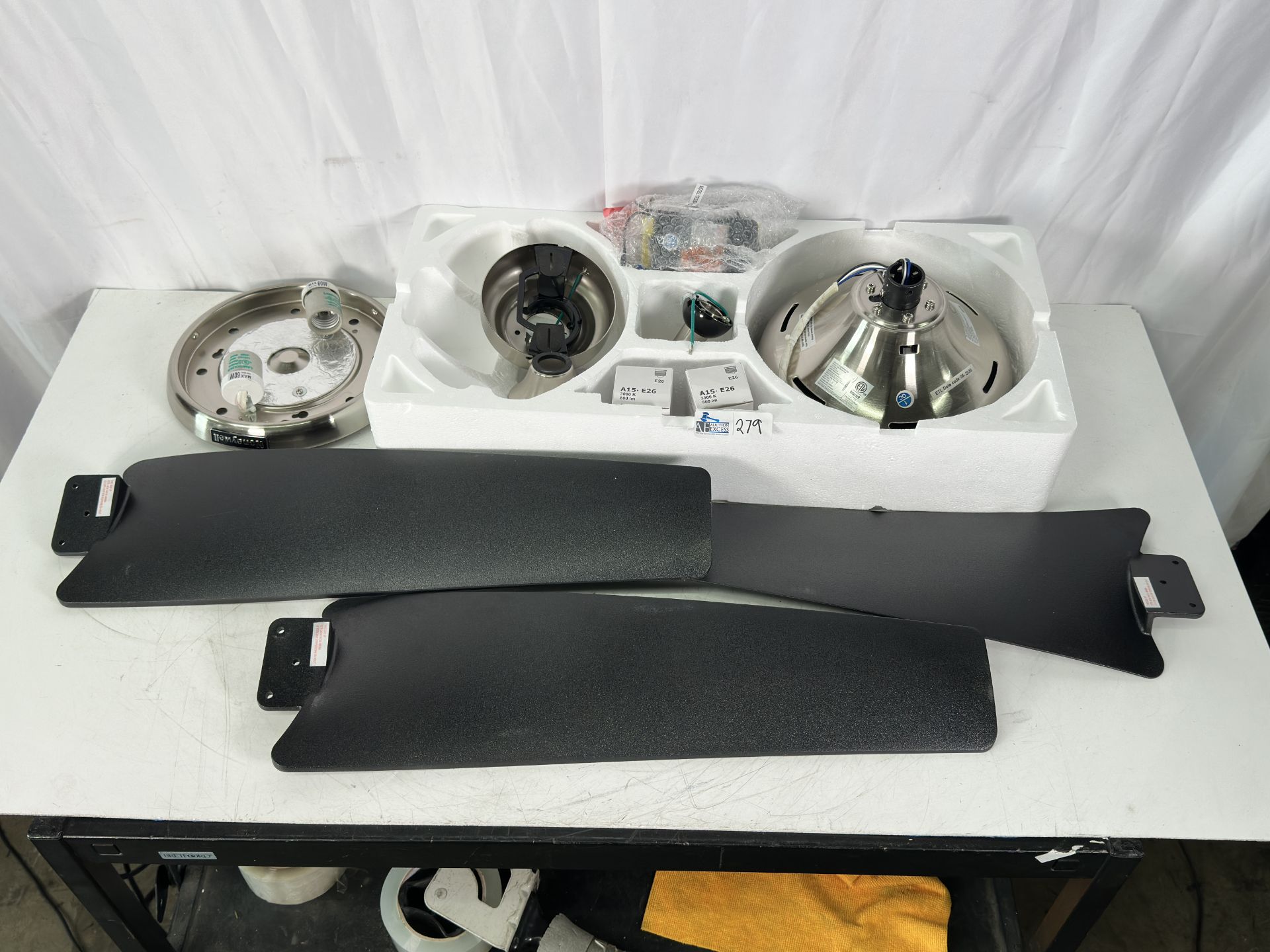 Honeywell Rio 3-Blade Ceiling Fan In Original Box - Image 3 of 4