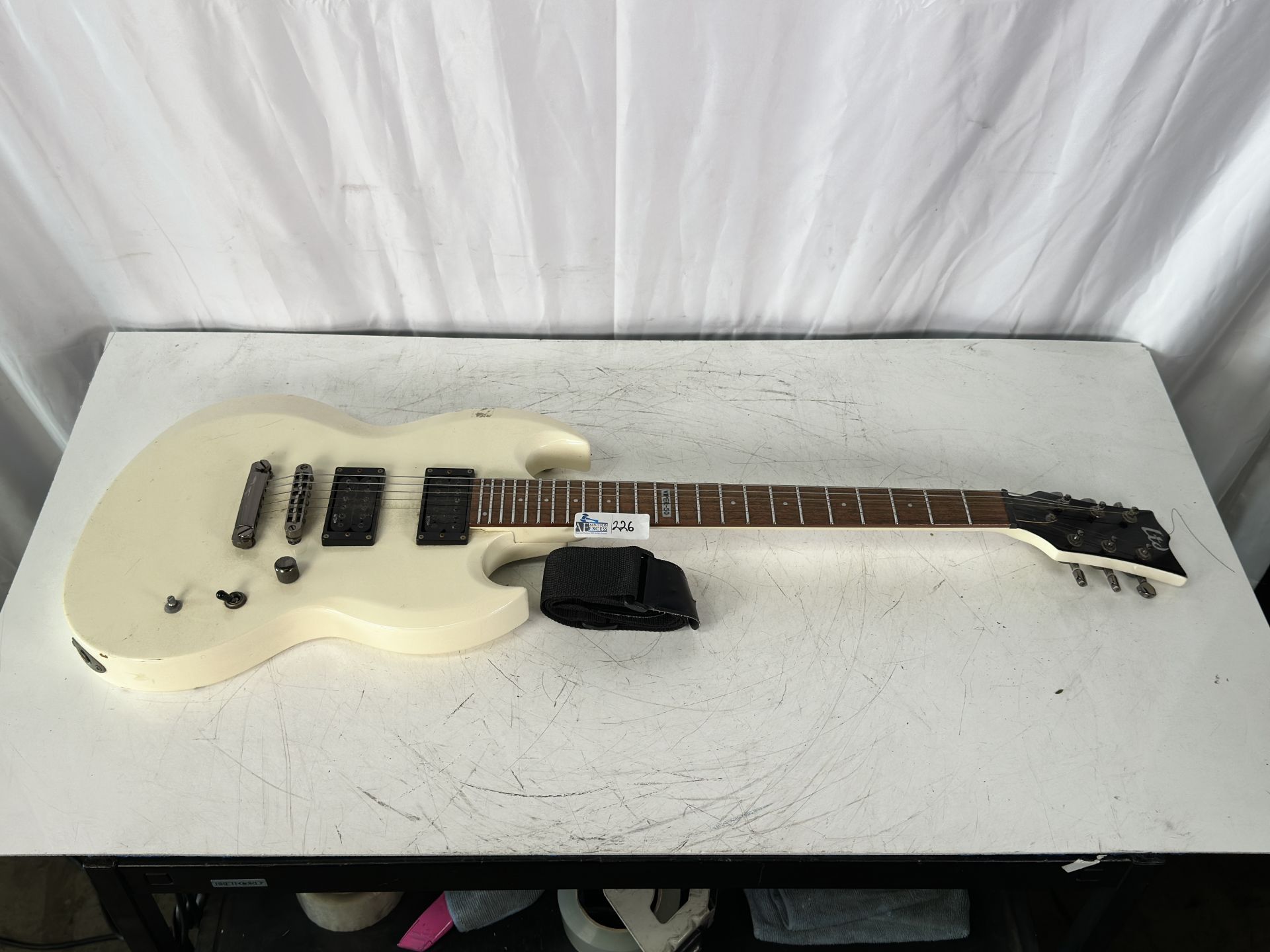 ESP LTD Viper 50 Electric Guitar w/ Case